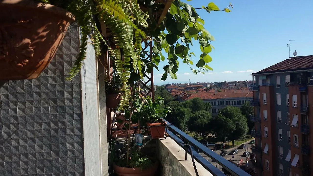 Donnafugata Apartment Milan